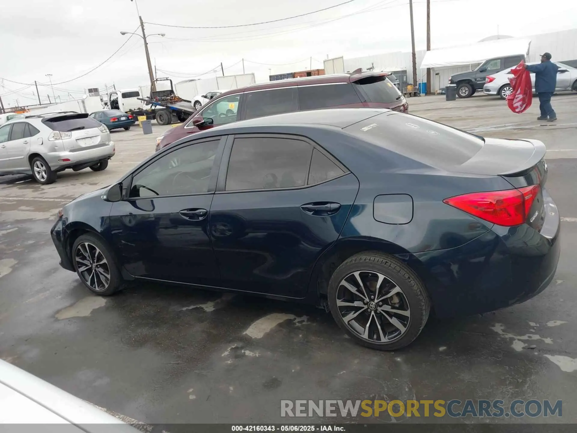14 Photograph of a damaged car 5YFBURHE5KP890375 TOYOTA COROLLA 2019