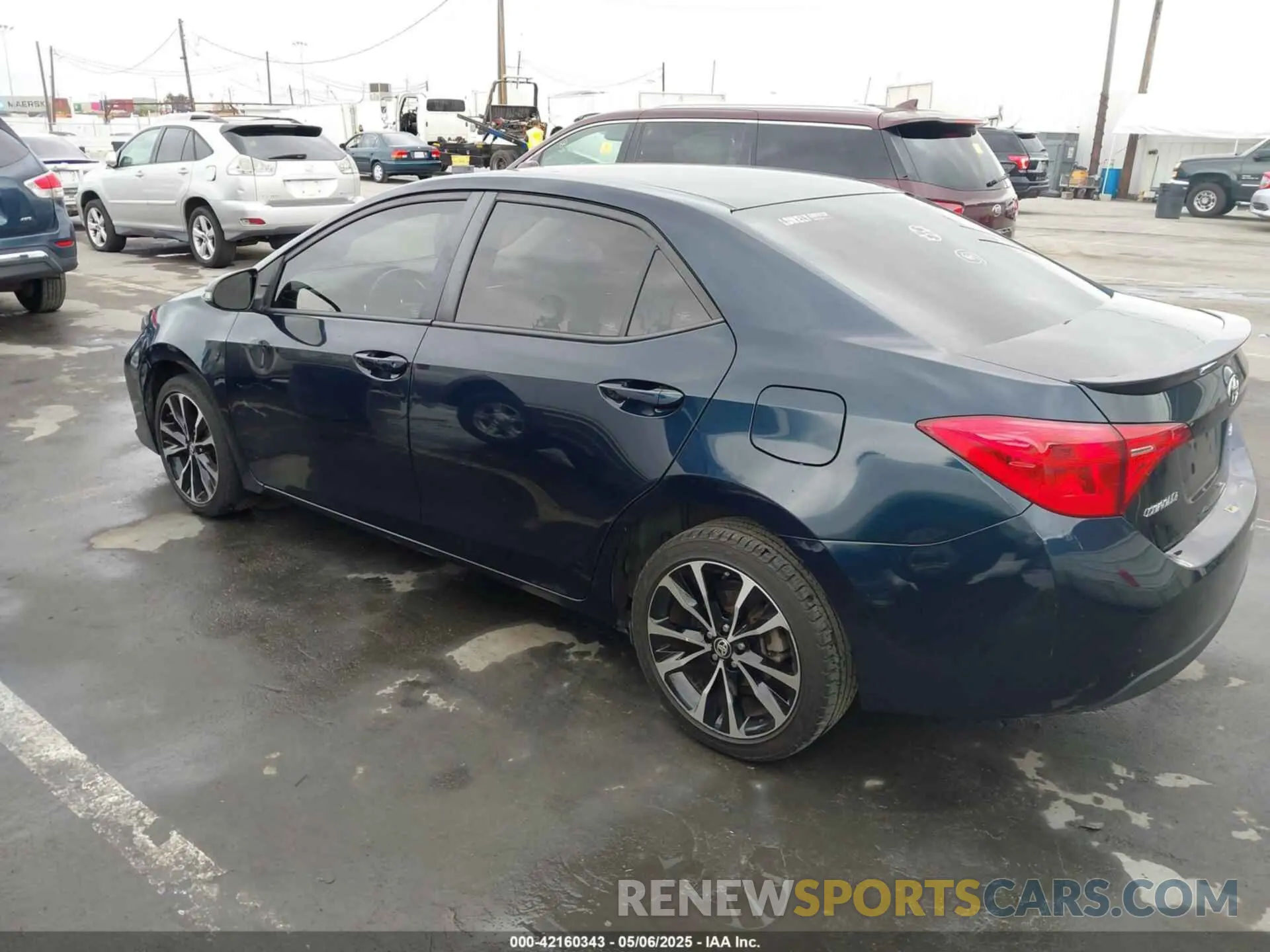3 Photograph of a damaged car 5YFBURHE5KP890375 TOYOTA COROLLA 2019