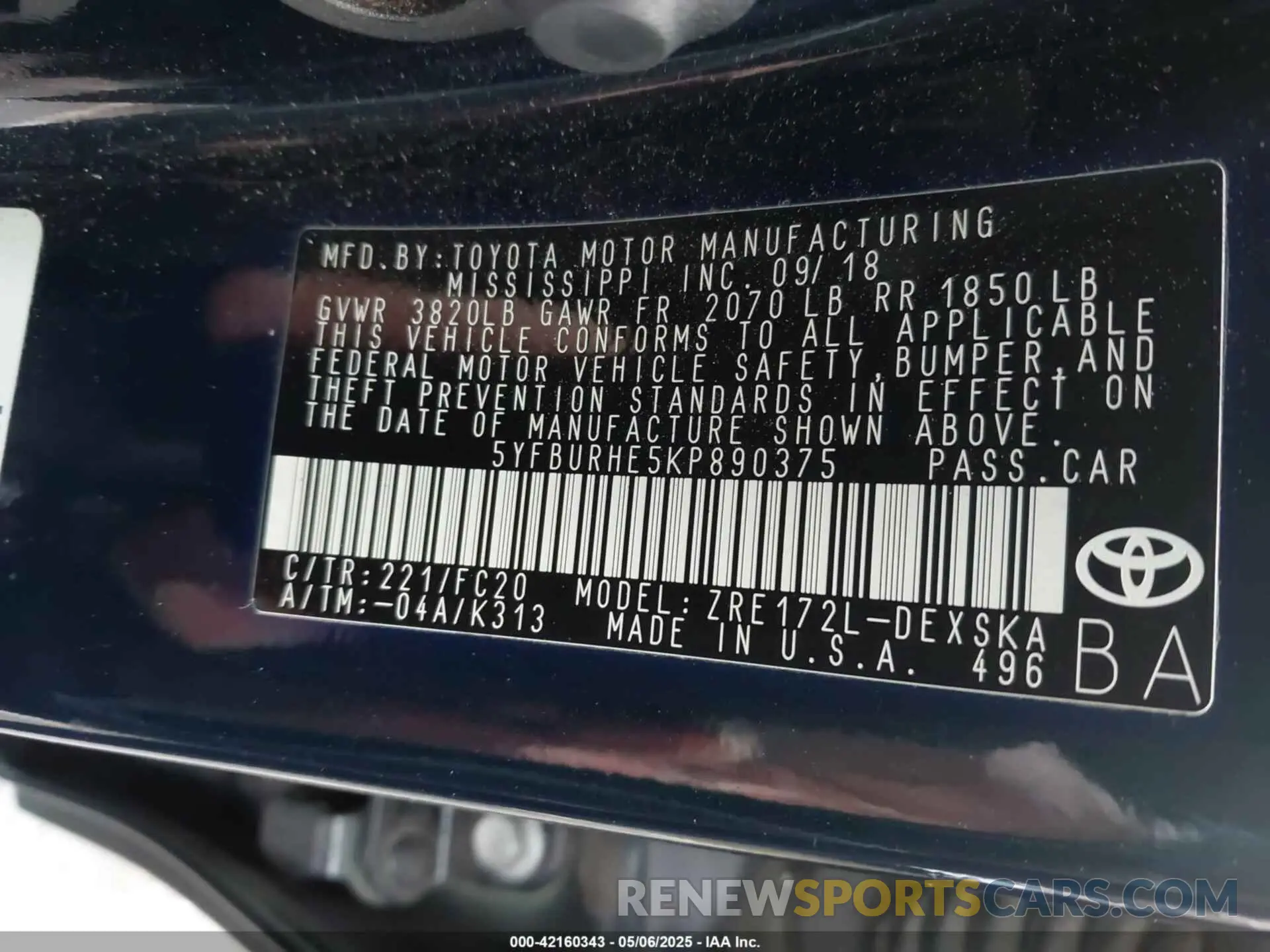 9 Photograph of a damaged car 5YFBURHE5KP890375 TOYOTA COROLLA 2019