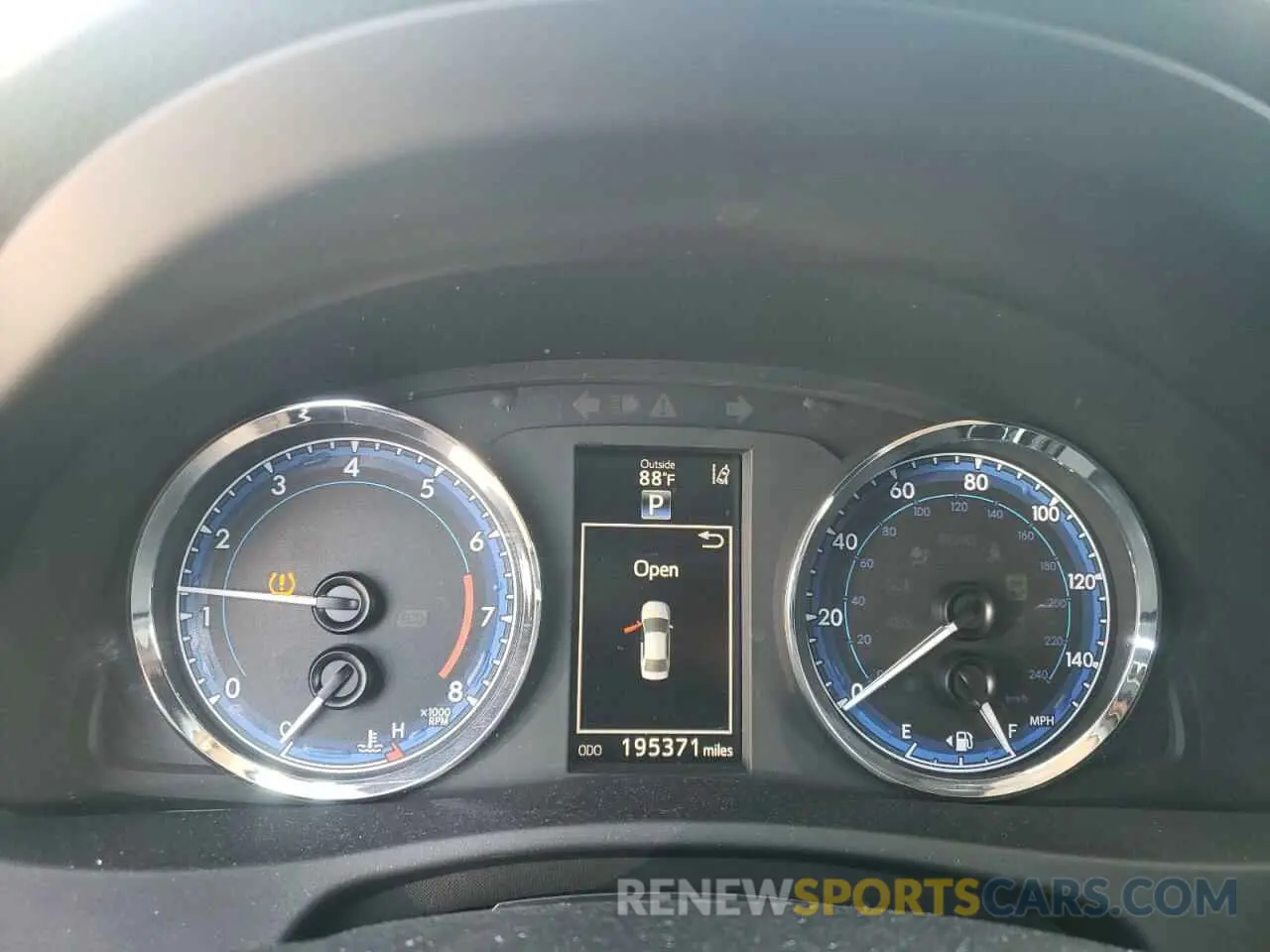 9 Фотография поврежденного автомобиля 5YFBURHE5KP894507 TOYOTA COROLLA 2019