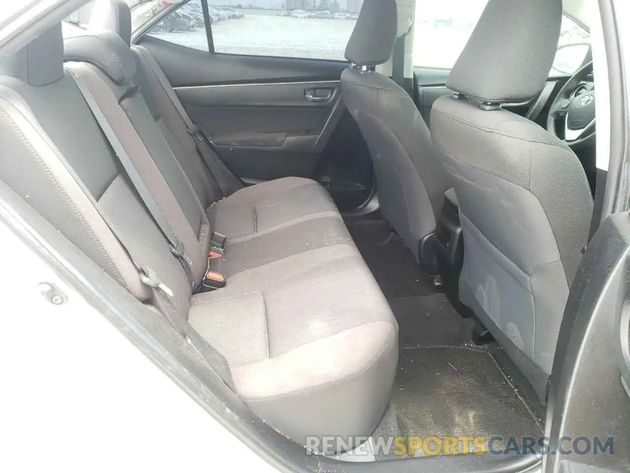 6 Photograph of a damaged car 5YFBURHE5KP896354 TOYOTA COROLLA 2019