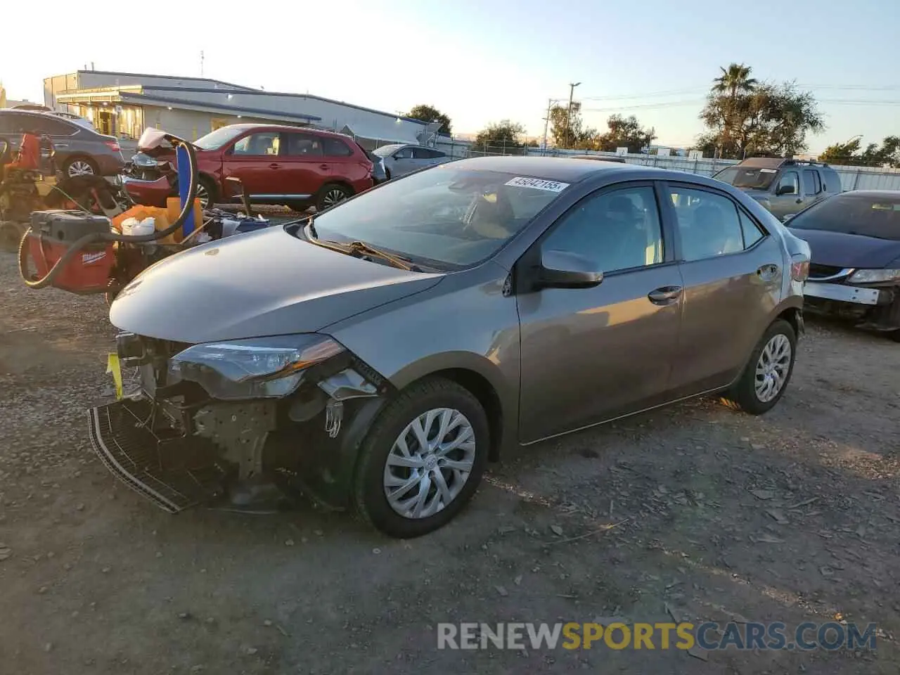 1 Photograph of a damaged car 5YFBURHE5KP906655 TOYOTA COROLLA 2019