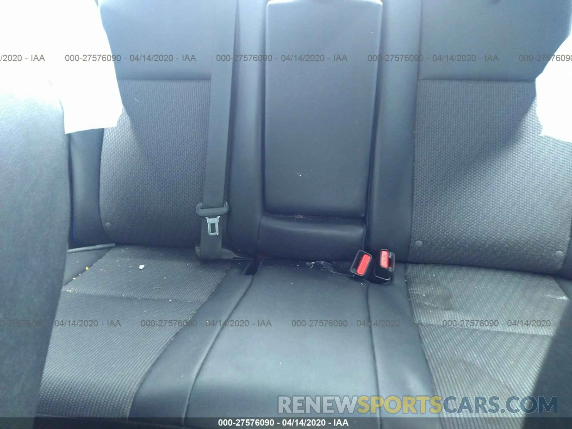 8 Photograph of a damaged car 5YFBURHE5KP908048 TOYOTA COROLLA 2019