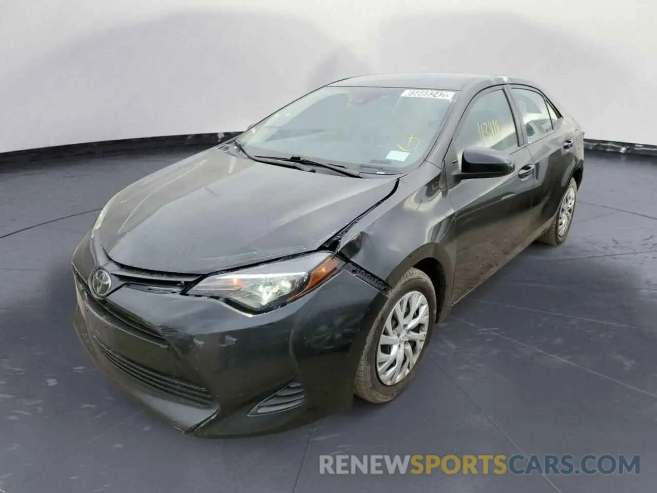 1 Photograph of a damaged car 5YFBURHE5KP909569 TOYOTA COROLLA 2019