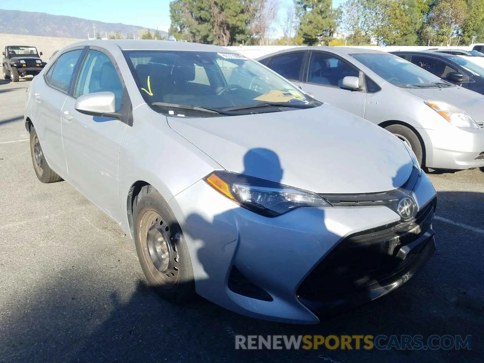 1 Фотография поврежденного автомобиля 5YFBURHE5KP910625 TOYOTA COROLLA 2019