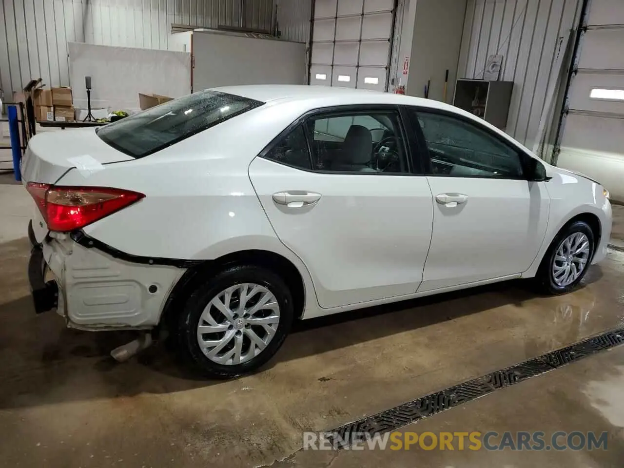 3 Фотография поврежденного автомобиля 5YFBURHE5KP919972 TOYOTA COROLLA 2019