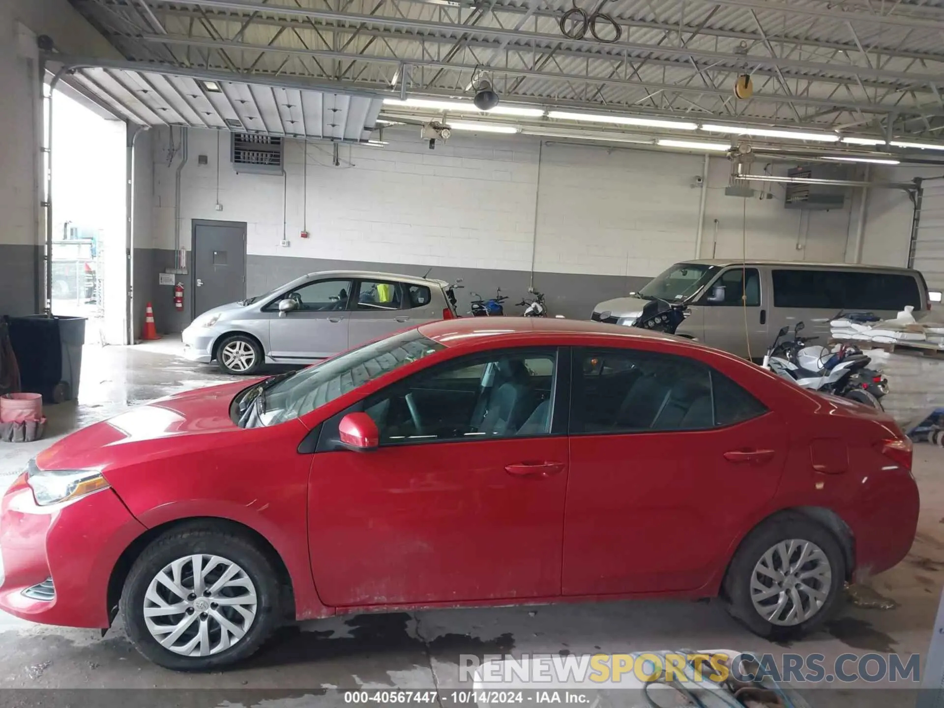 14 Фотография поврежденного автомобиля 5YFBURHE5KP929739 TOYOTA COROLLA 2019
