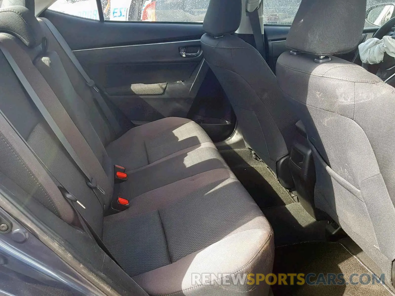 6 Photograph of a damaged car 5YFBURHE5KP938182 TOYOTA COROLLA 2019