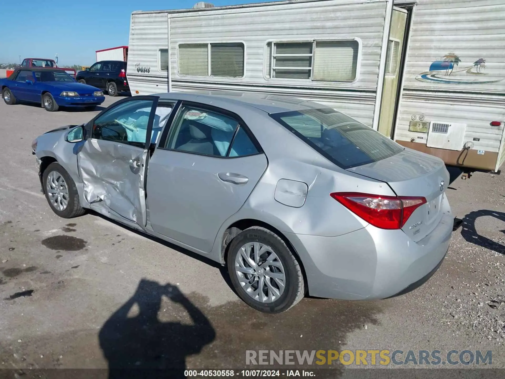 3 Фотография поврежденного автомобиля 5YFBURHE5KP939915 TOYOTA COROLLA 2019