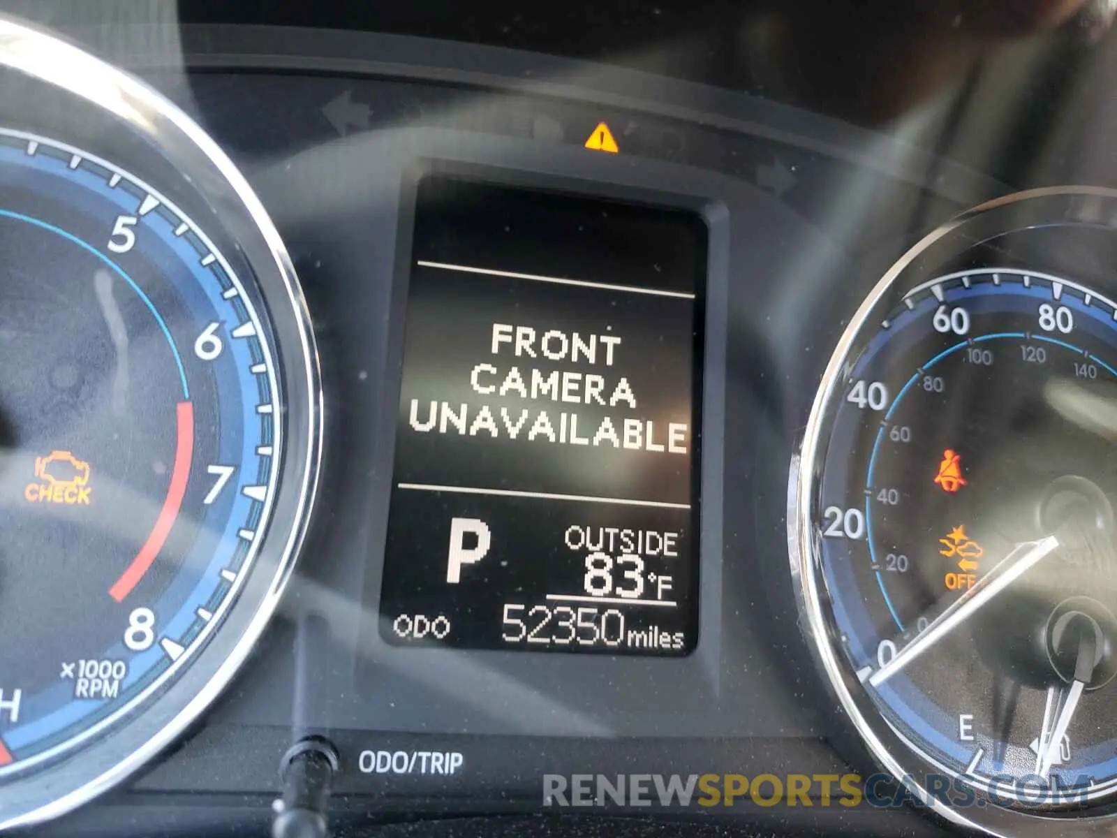 8 Photograph of a damaged car 5YFBURHE5KP940045 TOYOTA COROLLA 2019