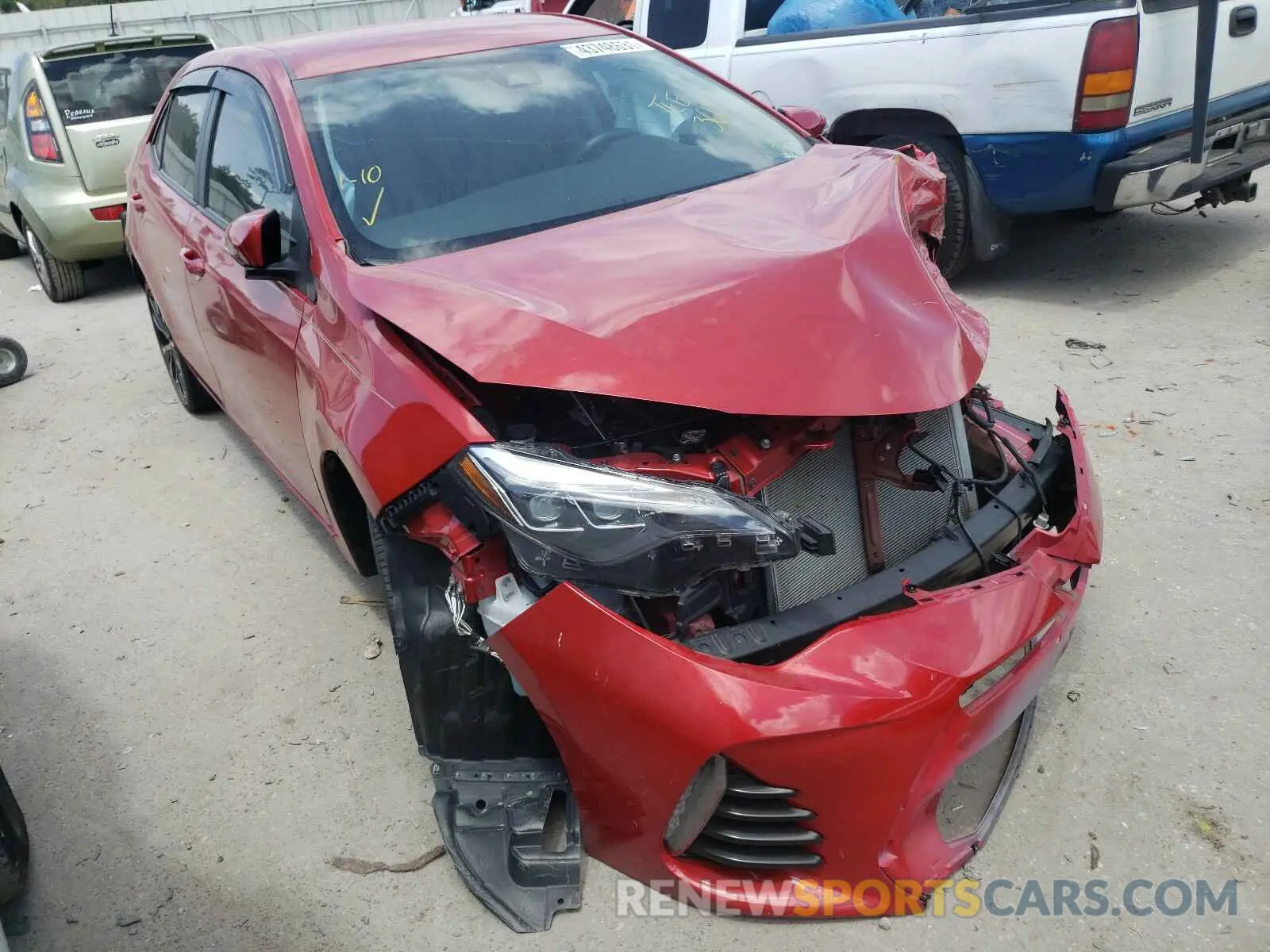 1 Photograph of a damaged car 5YFBURHE5KP940921 TOYOTA COROLLA 2019