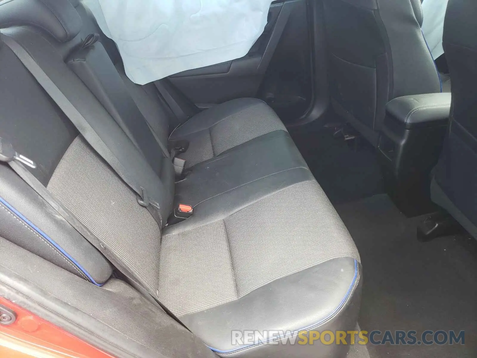 6 Photograph of a damaged car 5YFBURHE5KP940921 TOYOTA COROLLA 2019