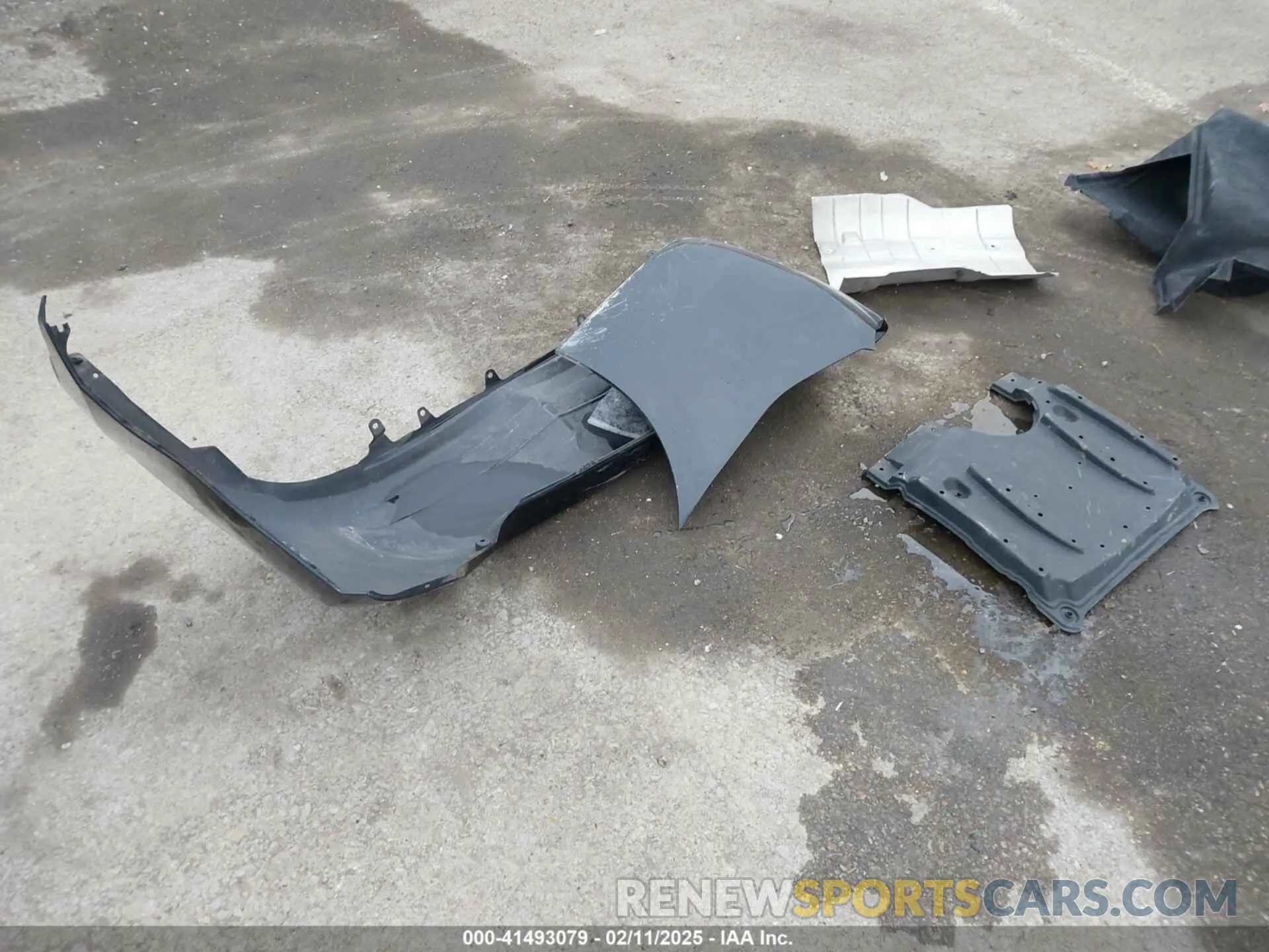 12 Photograph of a damaged car 5YFBURHE5KP945925 TOYOTA COROLLA 2019