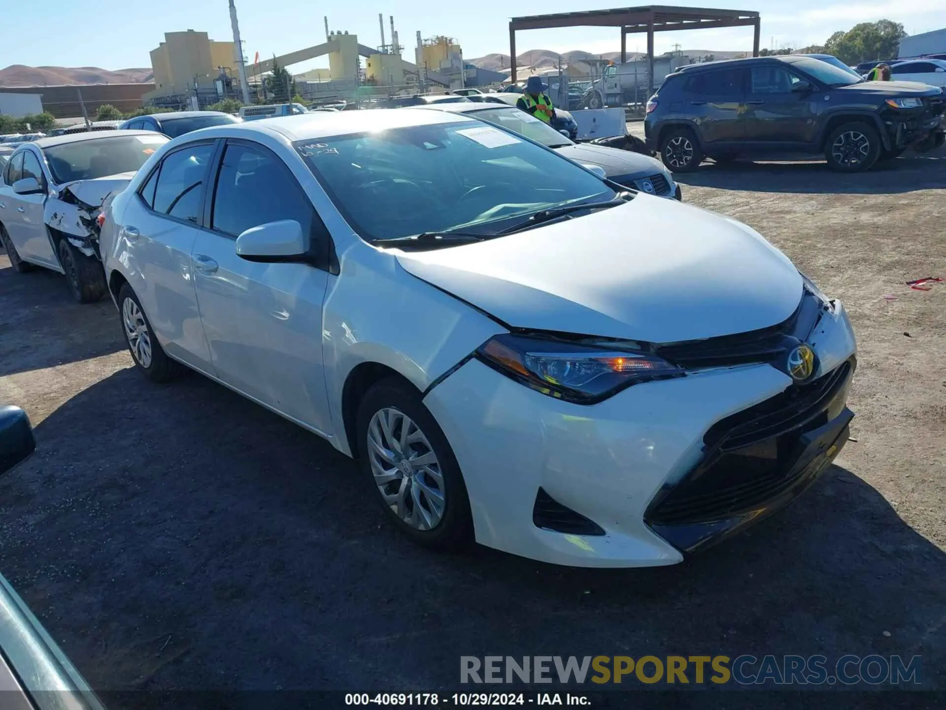 1 Фотография поврежденного автомобиля 5YFBURHE5KP946167 TOYOTA COROLLA 2019