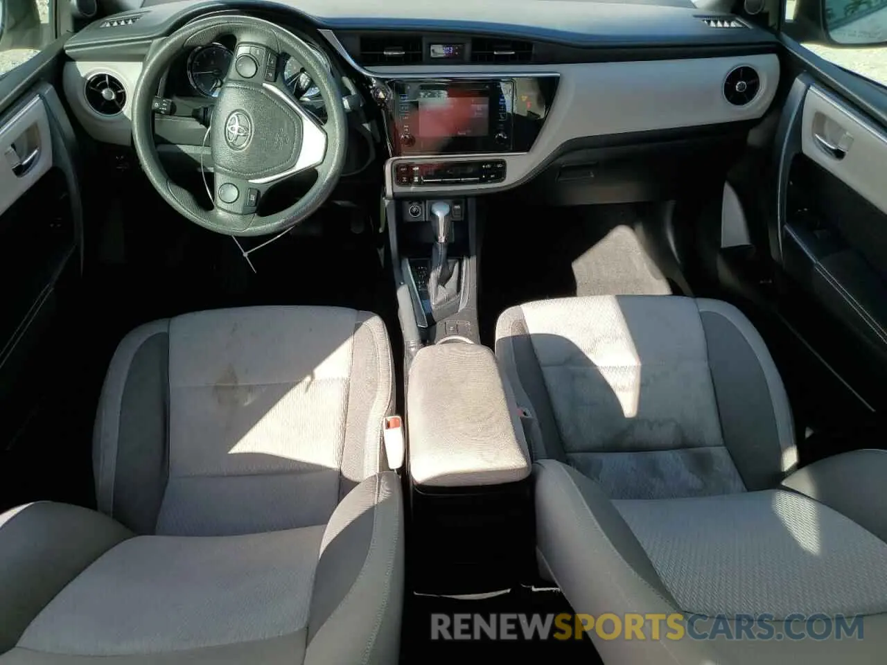 8 Фотография поврежденного автомобиля 5YFBURHE5KP947366 TOYOTA COROLLA 2019