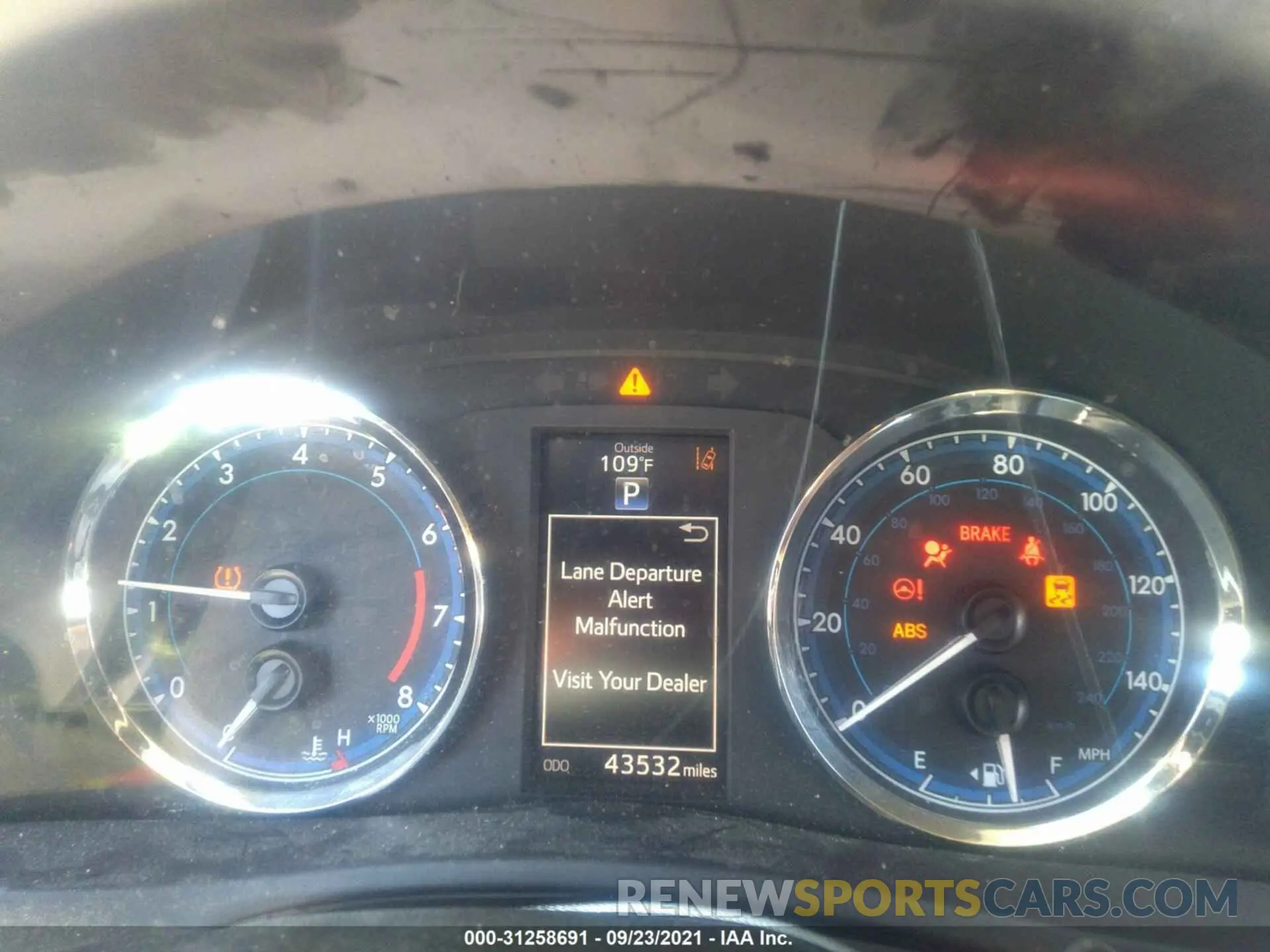 7 Photograph of a damaged car 5YFBURHE6KP865565 TOYOTA COROLLA 2019