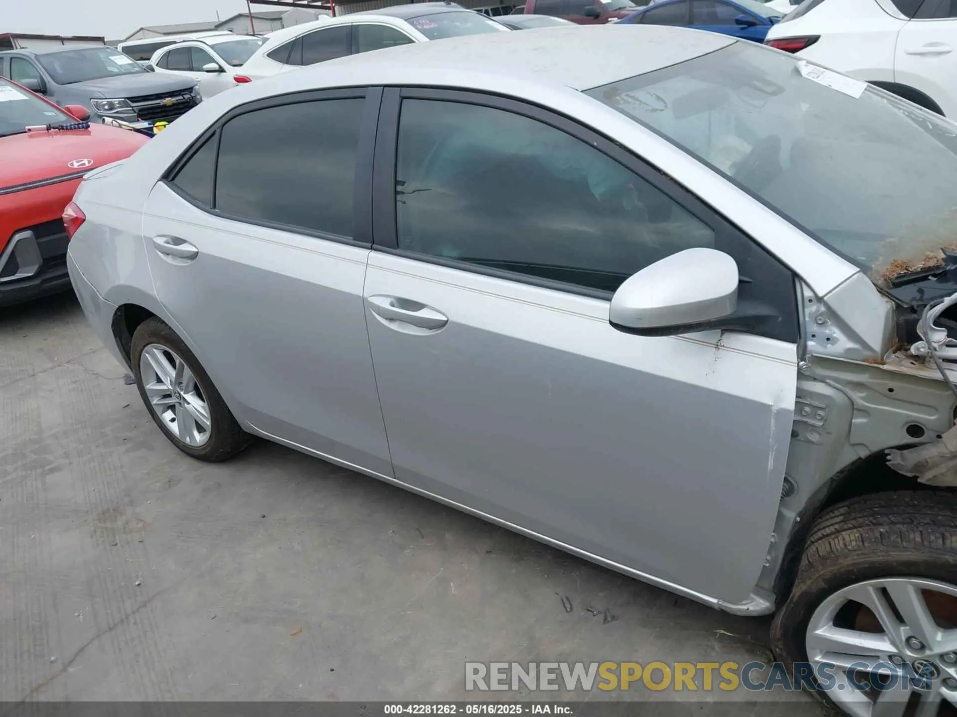 13 Photograph of a damaged car 5YFBURHE6KP868241 TOYOTA COROLLA 2019