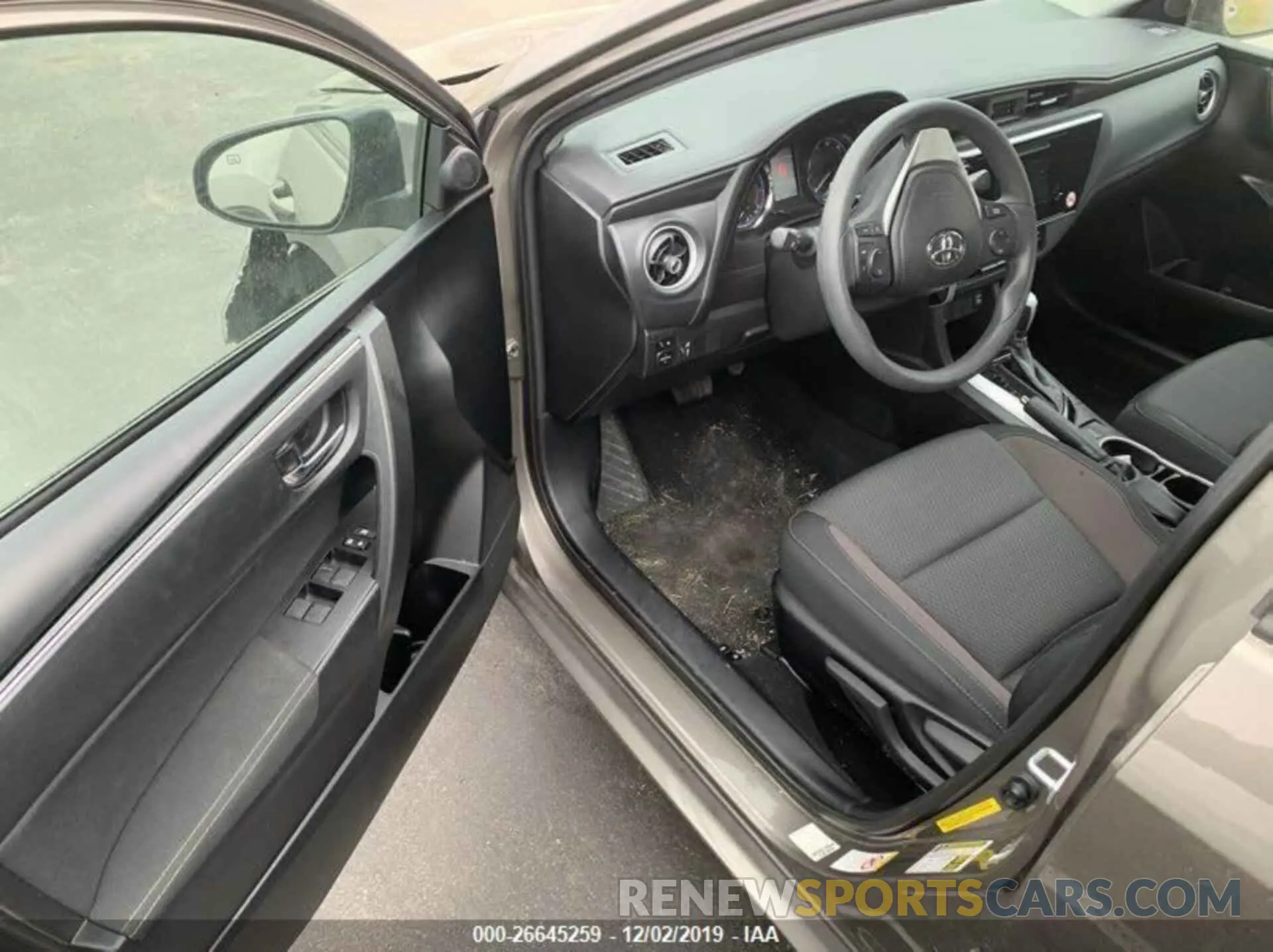 1 Photograph of a damaged car 5YFBURHE6KP877554 TOYOTA COROLLA 2019