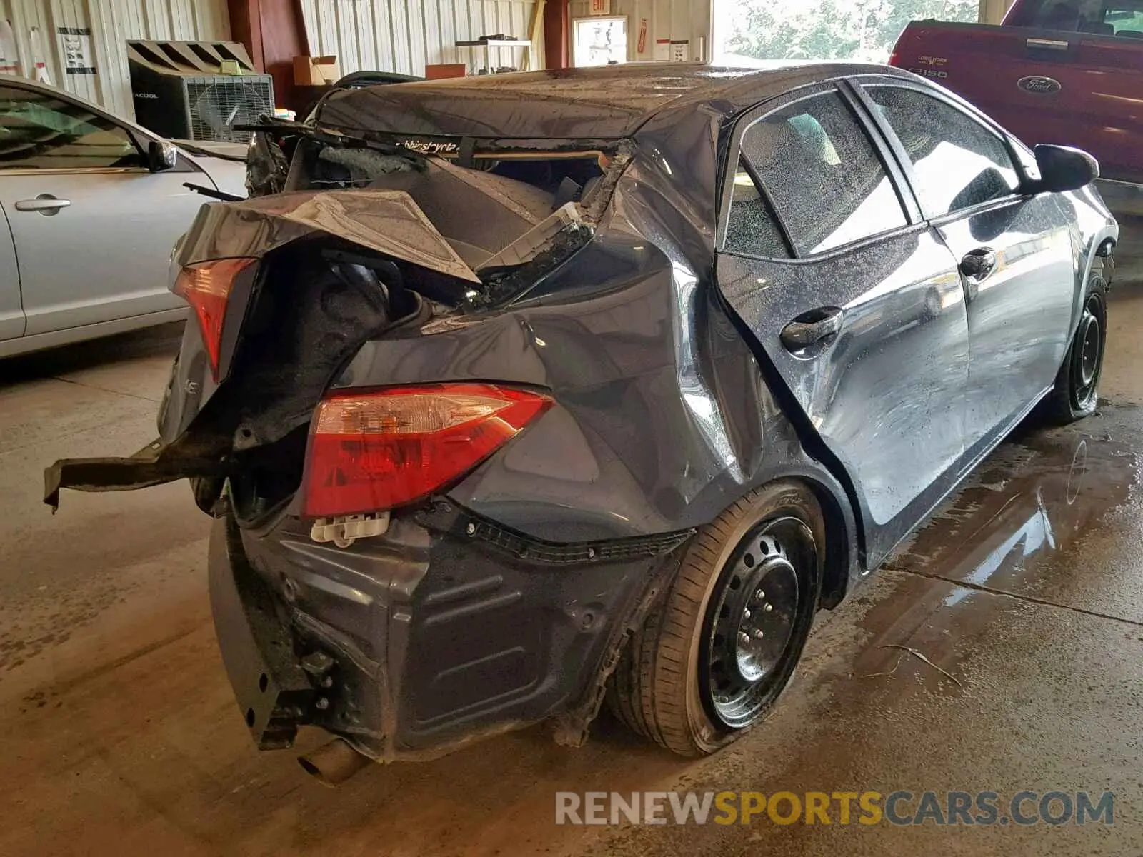 4 Photograph of a damaged car 5YFBURHE6KP878140 TOYOTA COROLLA 2019