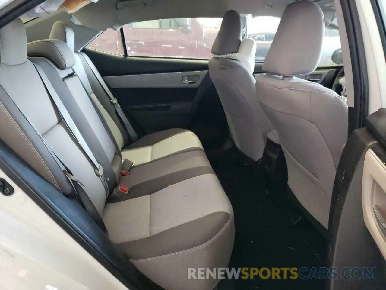 6 Photograph of a damaged car 5YFBURHE6KP879899 TOYOTA COROLLA 2019