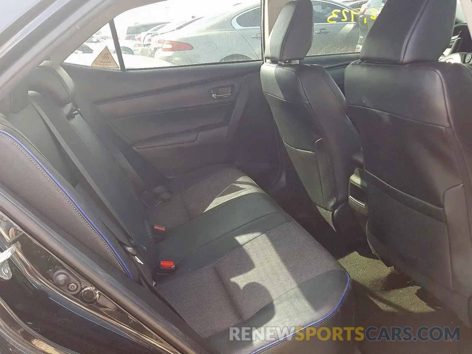 6 Photograph of a damaged car 5YFBURHE6KP880650 TOYOTA COROLLA 2019