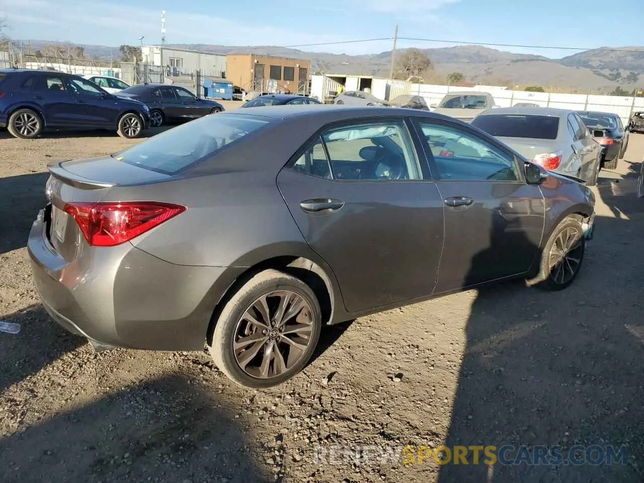 3 Фотография поврежденного автомобиля 5YFBURHE6KP885914 TOYOTA COROLLA 2019