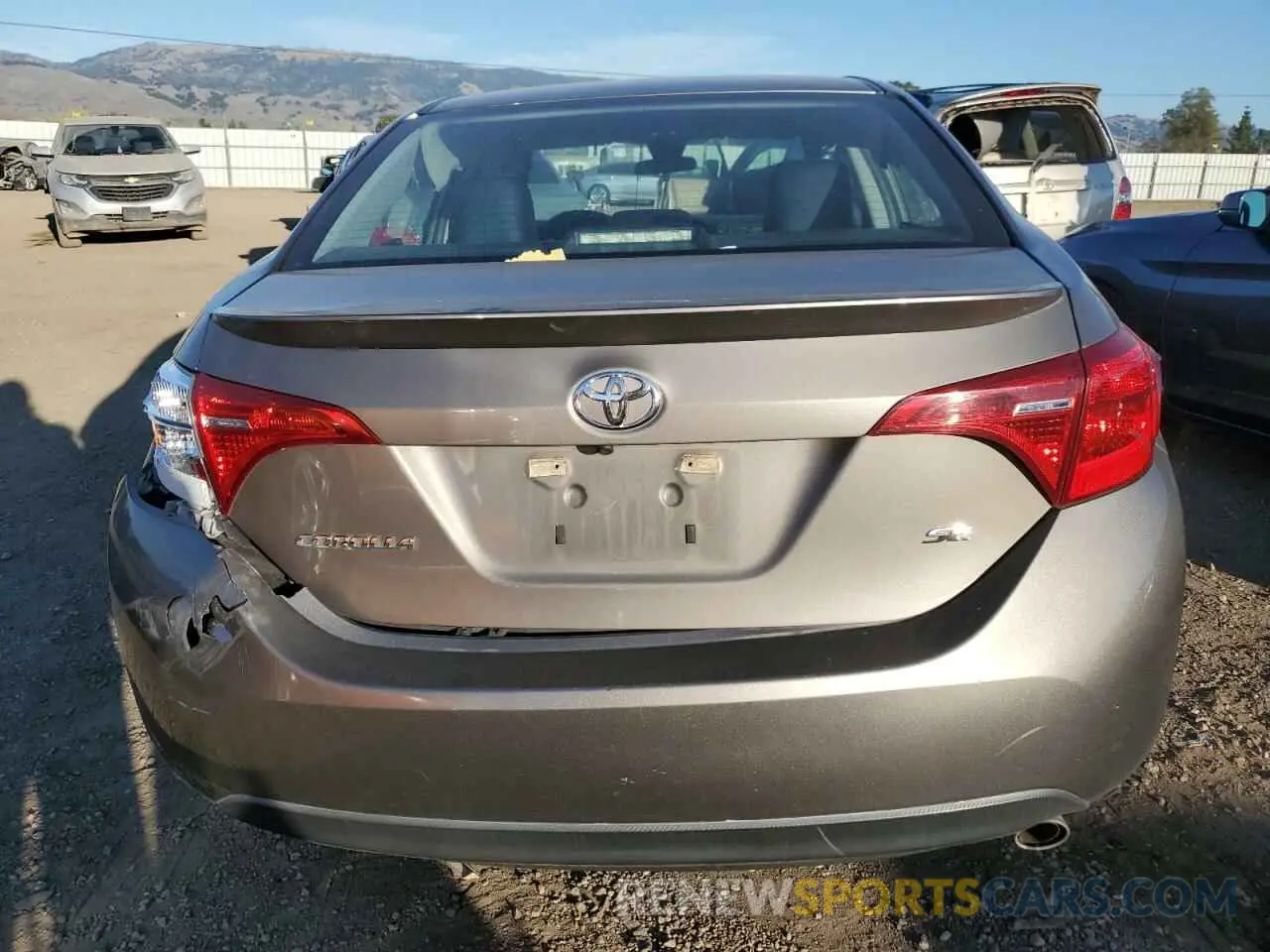 6 Фотография поврежденного автомобиля 5YFBURHE6KP885914 TOYOTA COROLLA 2019