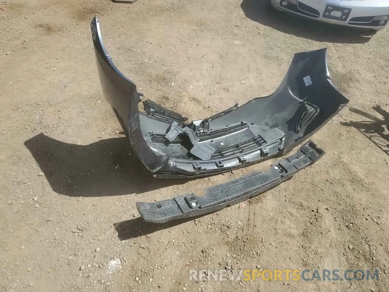 14 Photograph of a damaged car 5YFBURHE6KP889459 TOYOTA COROLLA 2019