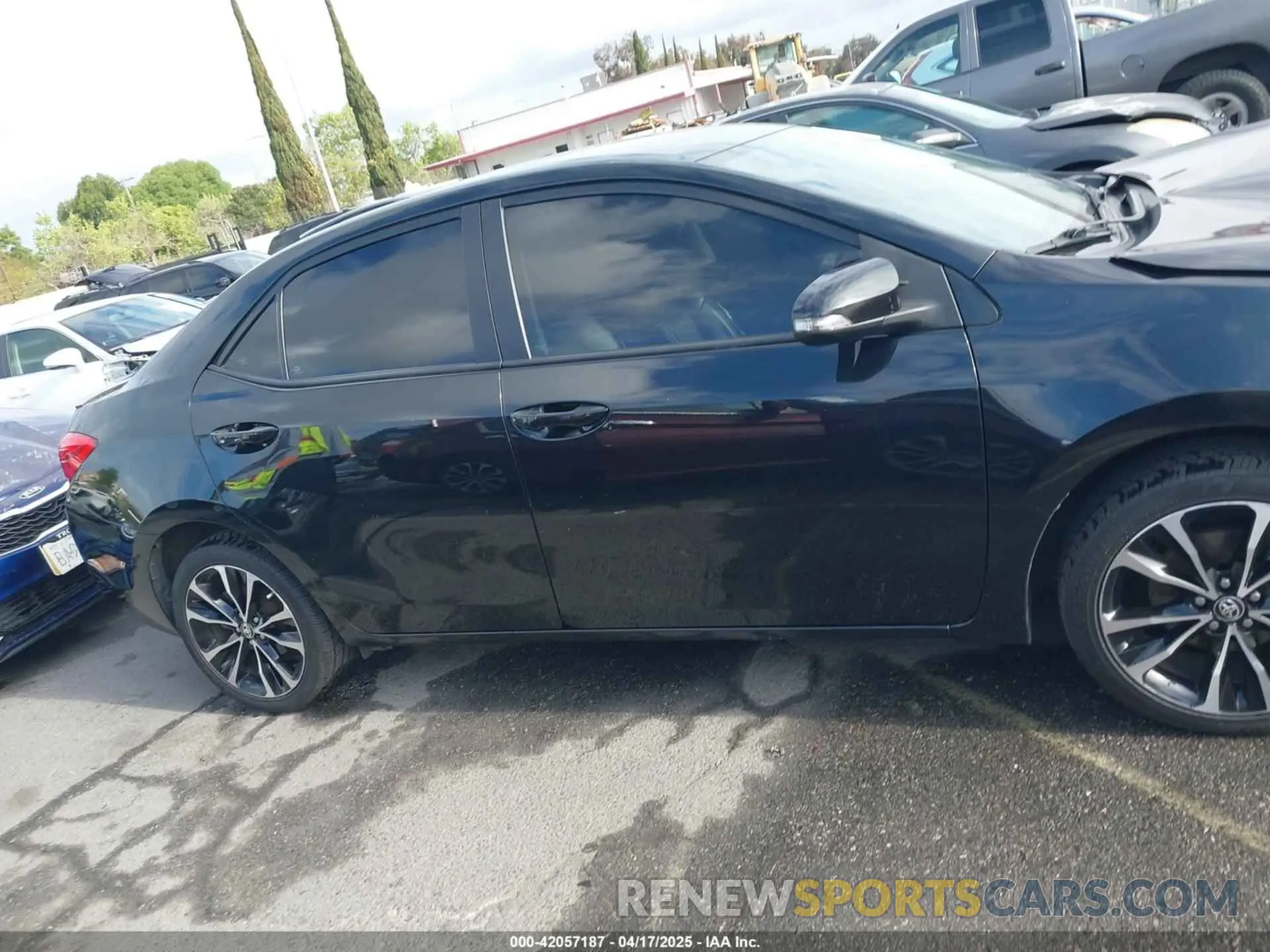 13 Фотография поврежденного автомобиля 5YFBURHE6KP892992 TOYOTA COROLLA 2019