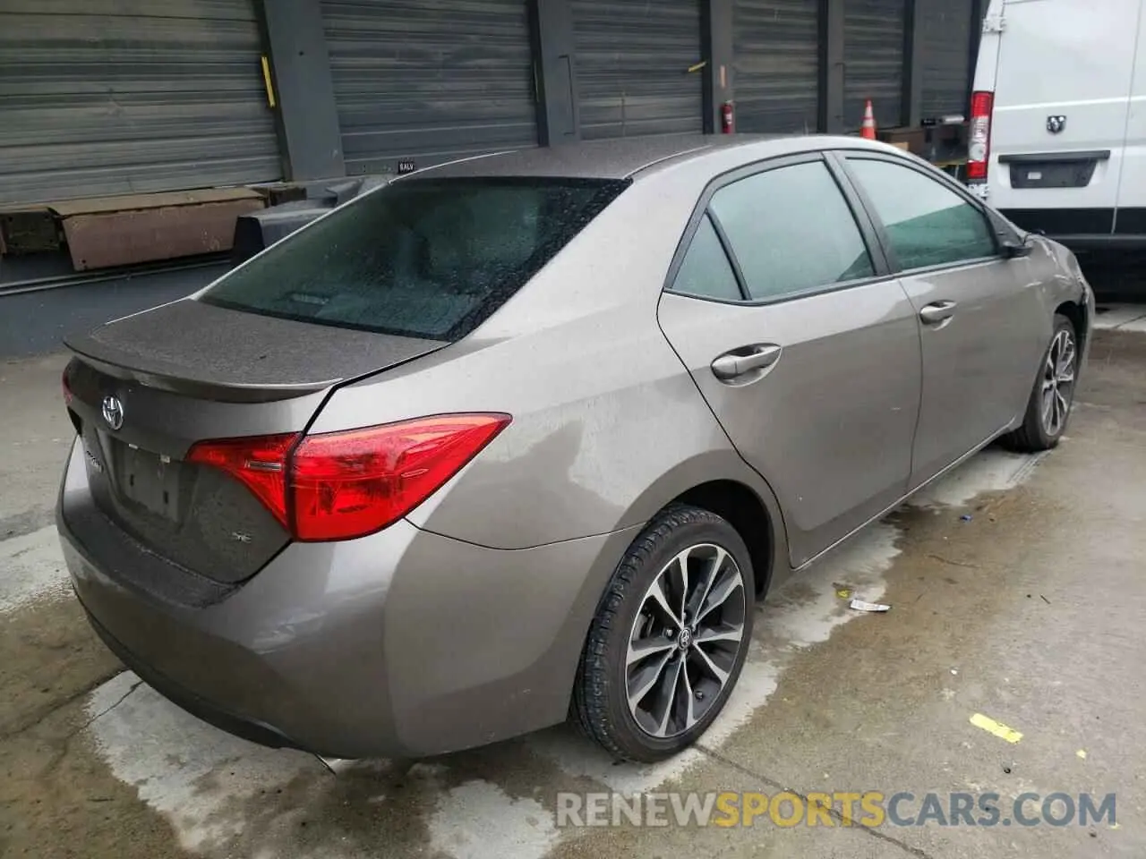 4 Photograph of a damaged car 5YFBURHE6KP896525 TOYOTA COROLLA 2019