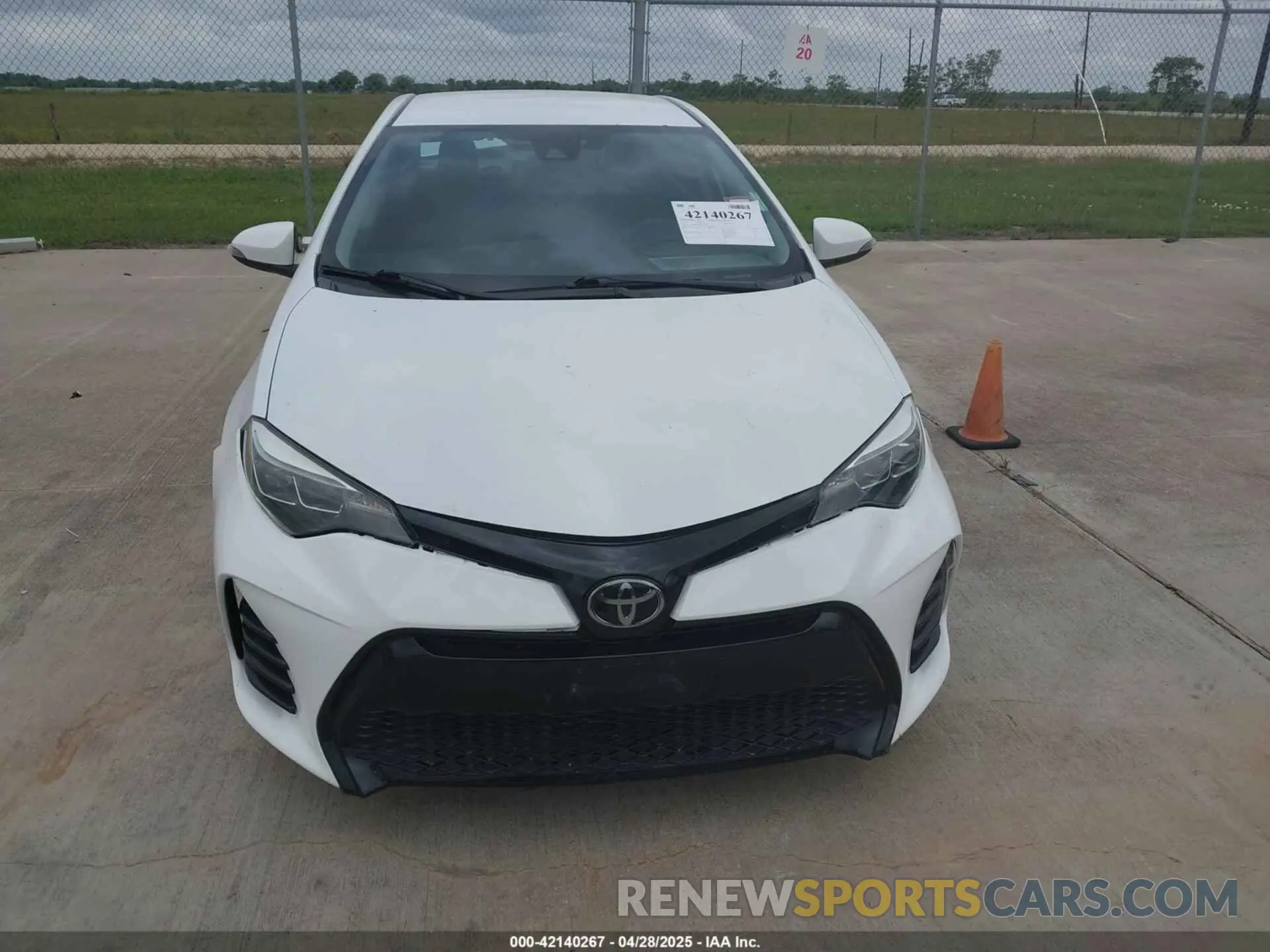 12 Photograph of a damaged car 5YFBURHE6KP914277 TOYOTA COROLLA 2019