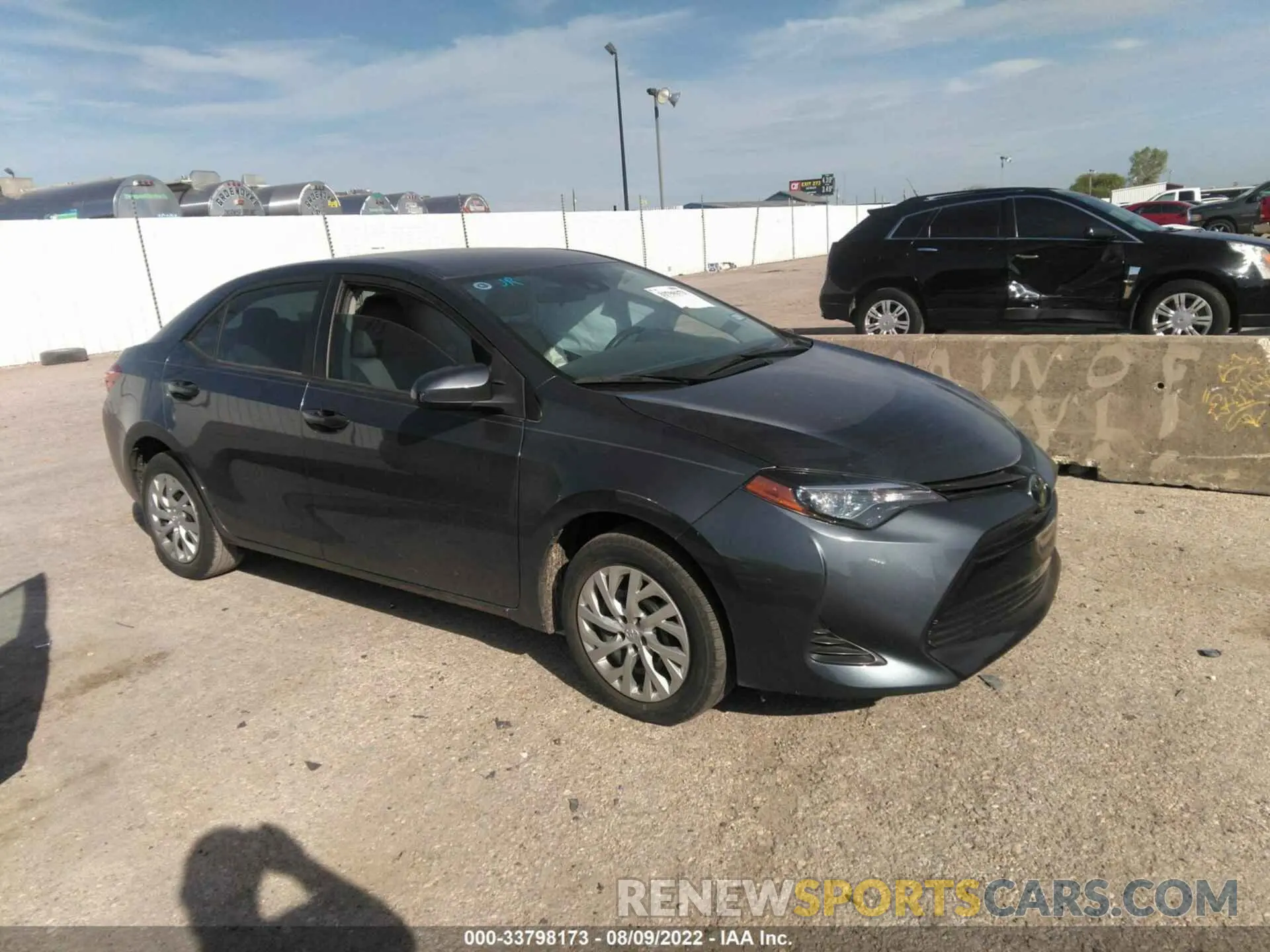 1 Photograph of a damaged car 5YFBURHE6KP914747 TOYOTA COROLLA 2019