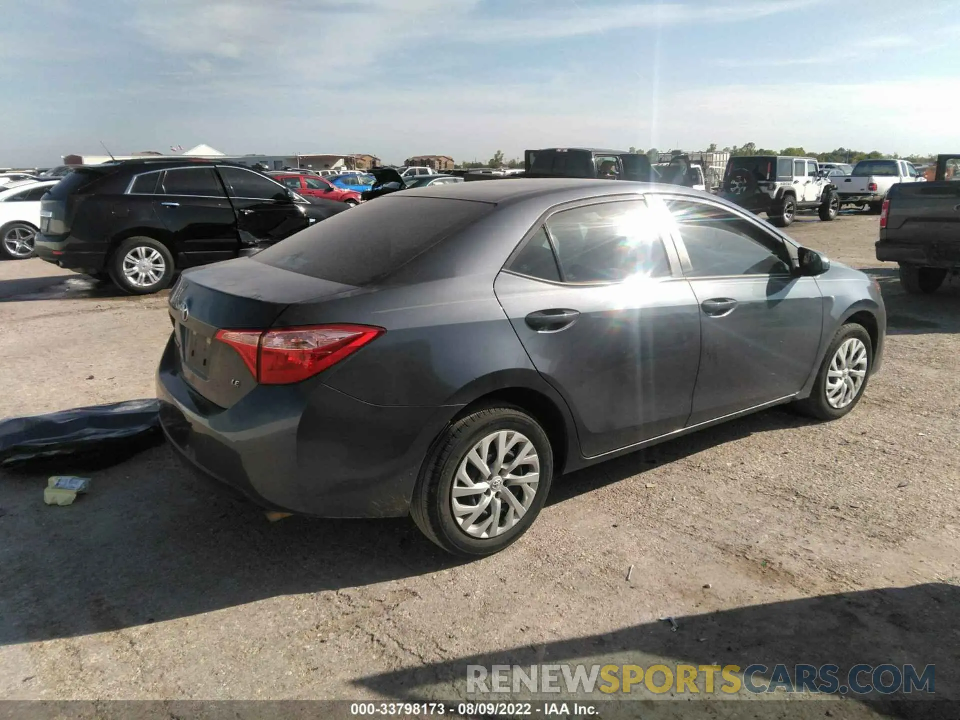 4 Photograph of a damaged car 5YFBURHE6KP914747 TOYOTA COROLLA 2019