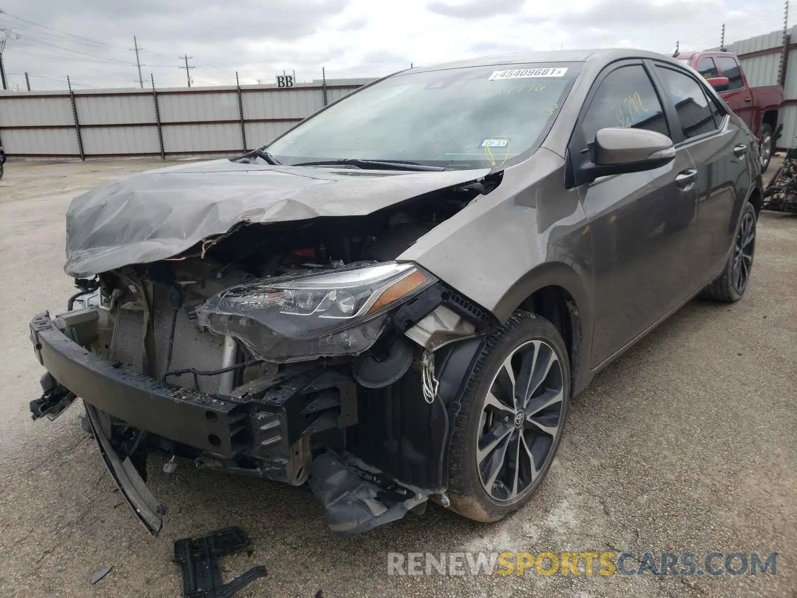 2 Photograph of a damaged car 5YFBURHE6KP917776 TOYOTA COROLLA 2019