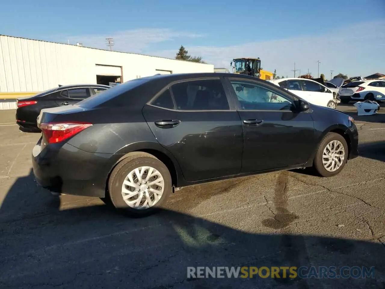 3 Фотография поврежденного автомобиля 5YFBURHE6KP921889 TOYOTA COROLLA 2019