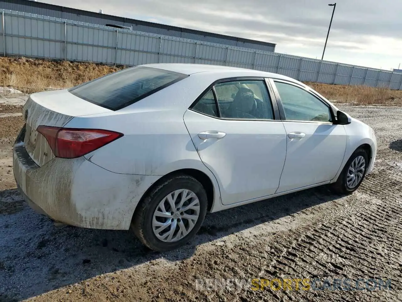 3 Photograph of a damaged car 5YFBURHE6KP927370 TOYOTA COROLLA 2019