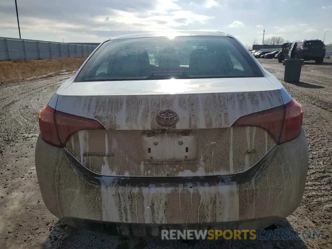6 Photograph of a damaged car 5YFBURHE6KP927370 TOYOTA COROLLA 2019