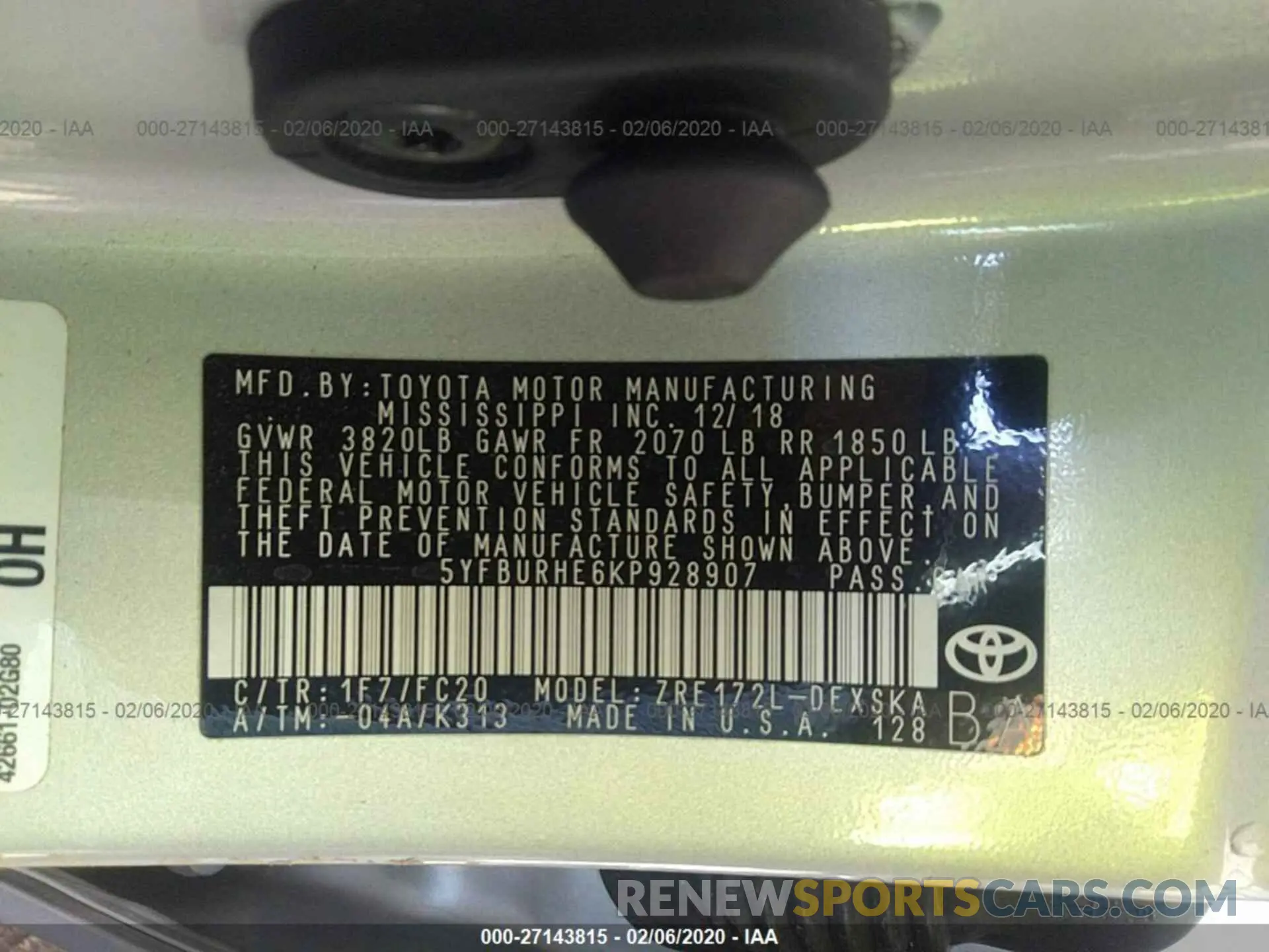9 Photograph of a damaged car 5YFBURHE6KP928907 TOYOTA COROLLA 2019