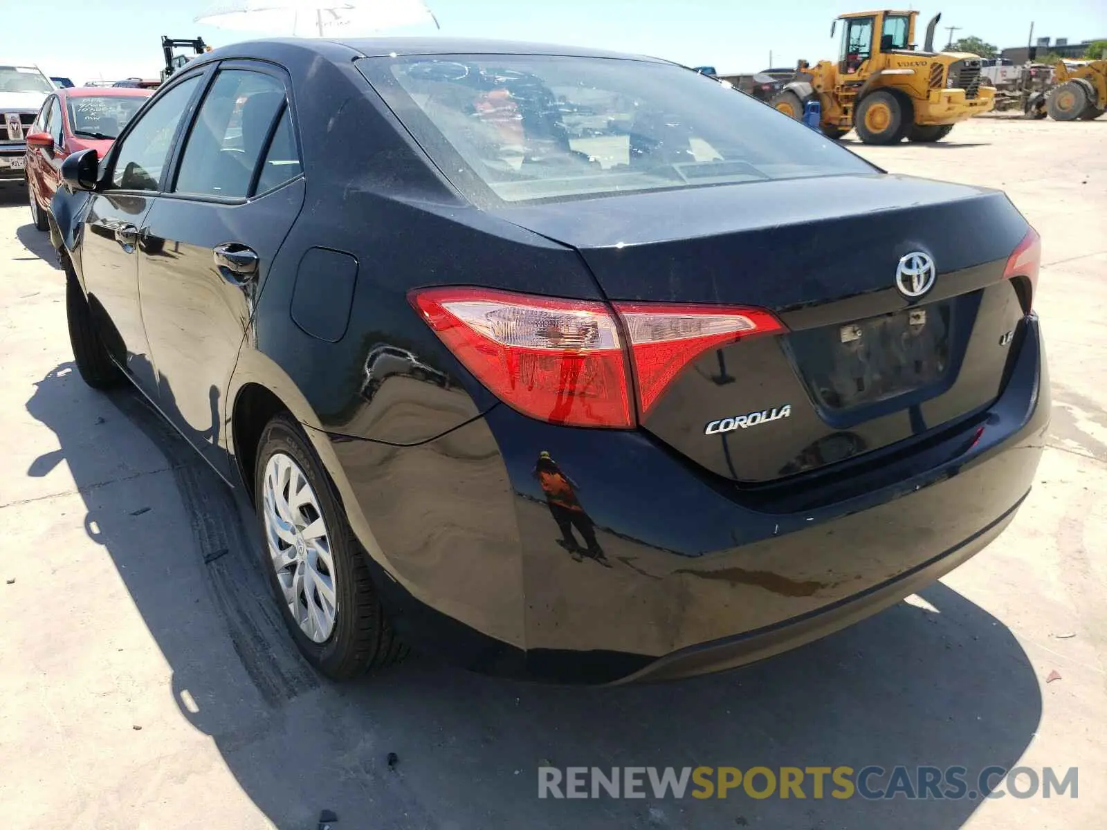 3 Фотография поврежденного автомобиля 5YFBURHE6KP935615 TOYOTA COROLLA 2019