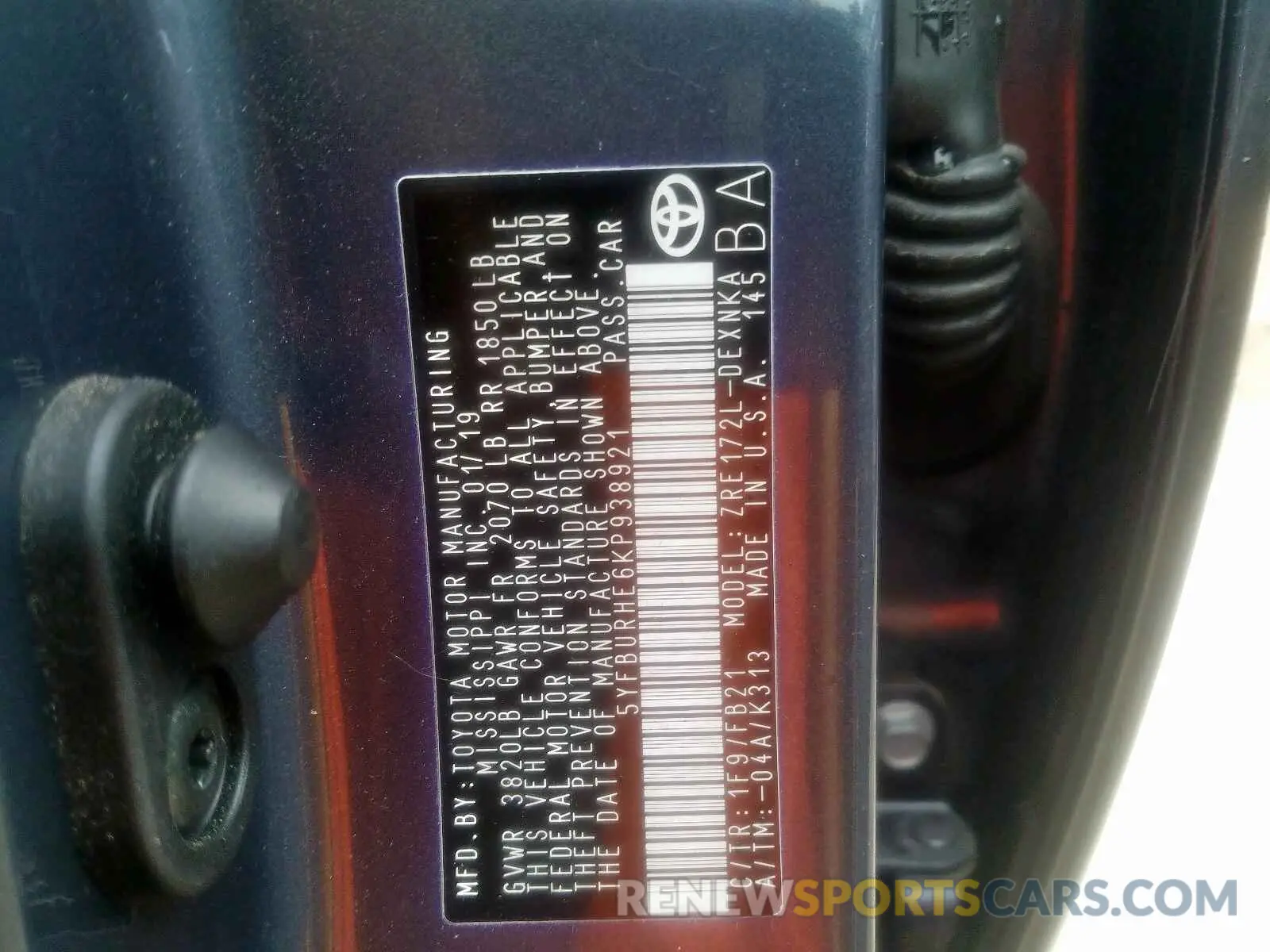 10 Photograph of a damaged car 5YFBURHE6KP938921 TOYOTA COROLLA 2019