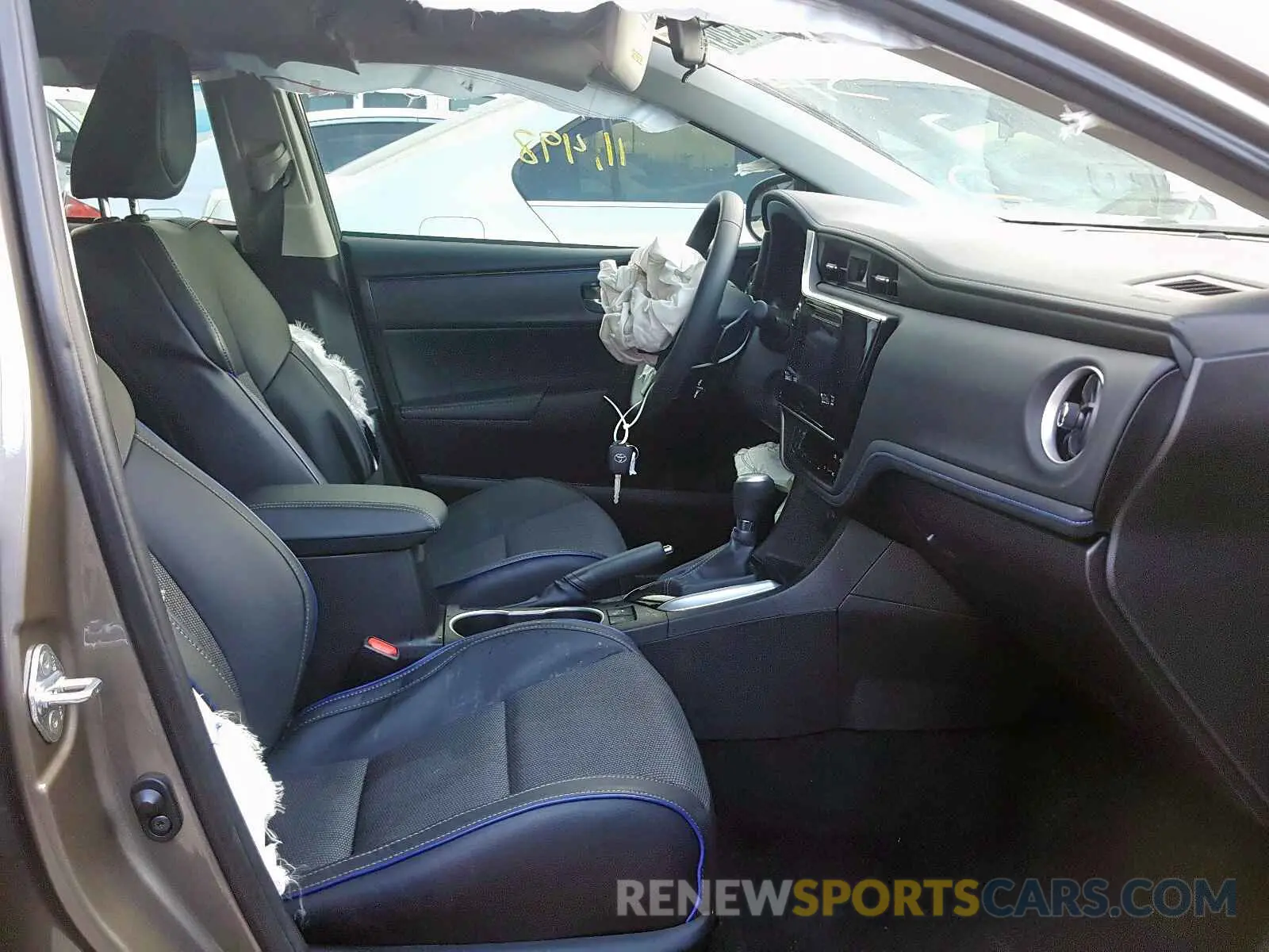 5 Photograph of a damaged car 5YFBURHE6KP940653 TOYOTA COROLLA 2019