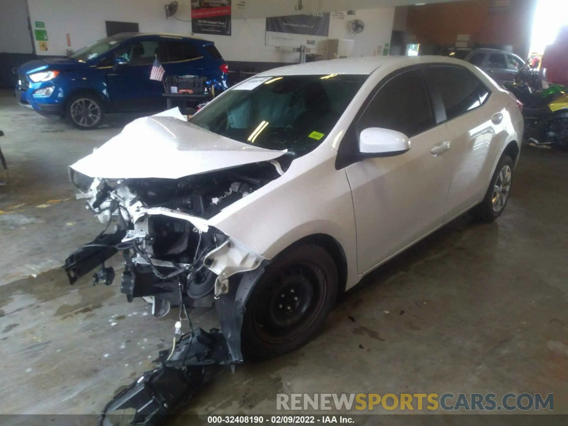 2 Photograph of a damaged car 5YFBURHE6KP944573 TOYOTA COROLLA 2019