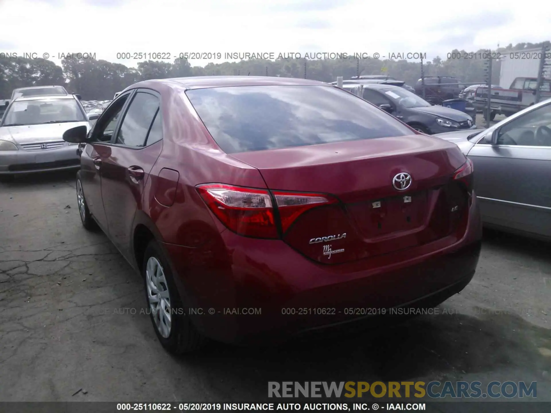 3 Photograph of a damaged car 5YFBURHE7KP856924 TOYOTA COROLLA 2019