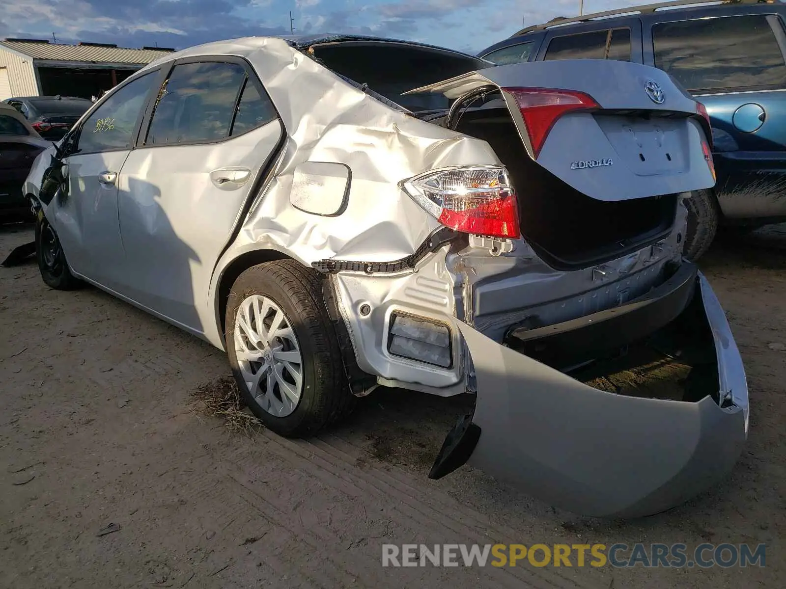 3 Photograph of a damaged car 5YFBURHE7KP858107 TOYOTA COROLLA 2019
