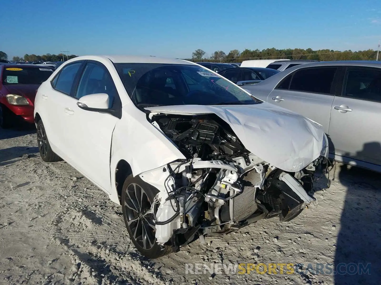 1 Photograph of a damaged car 5YFBURHE7KP859113 TOYOTA COROLLA 2019