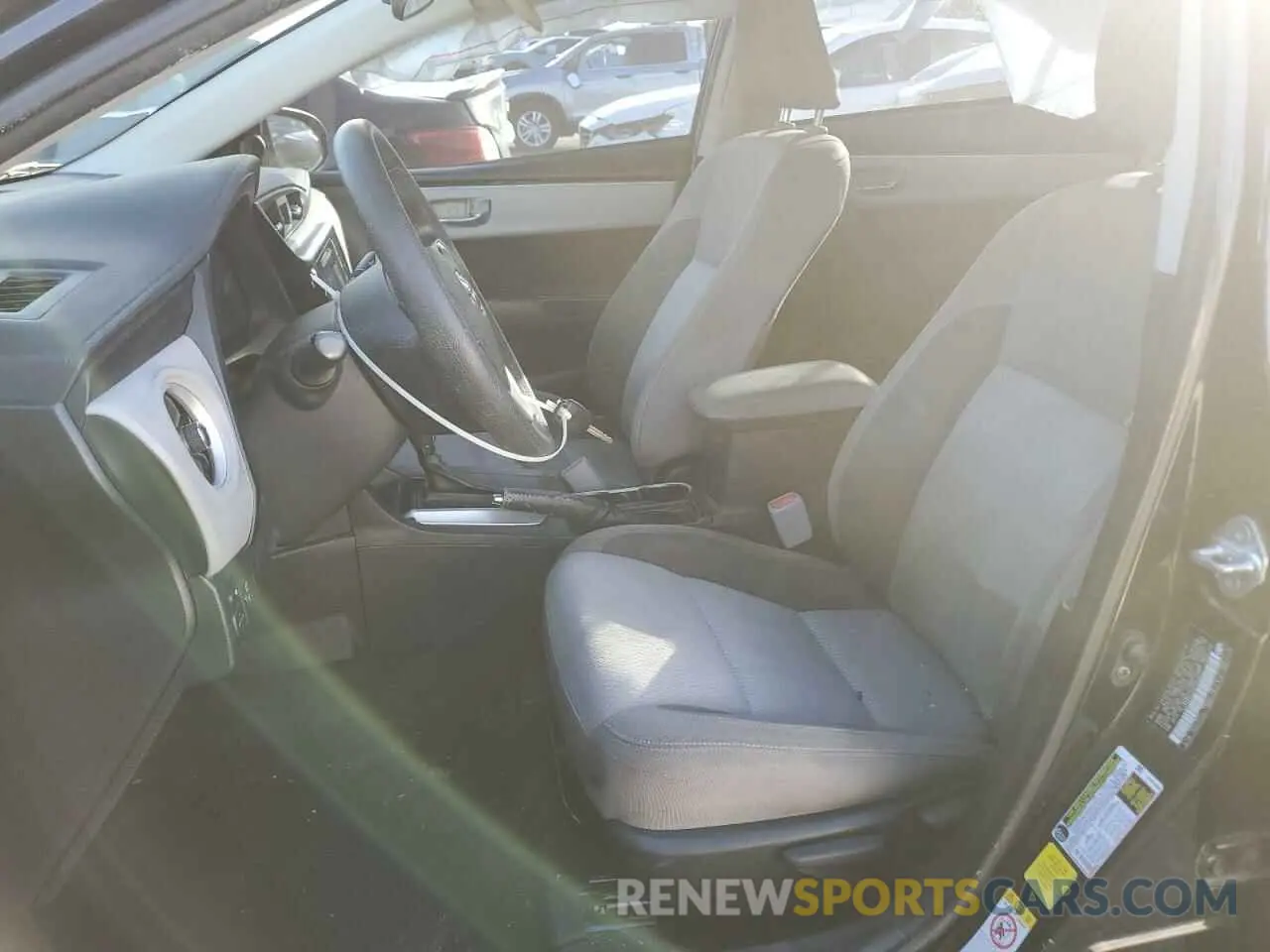 7 Photograph of a damaged car 5YFBURHE7KP859676 TOYOTA COROLLA 2019