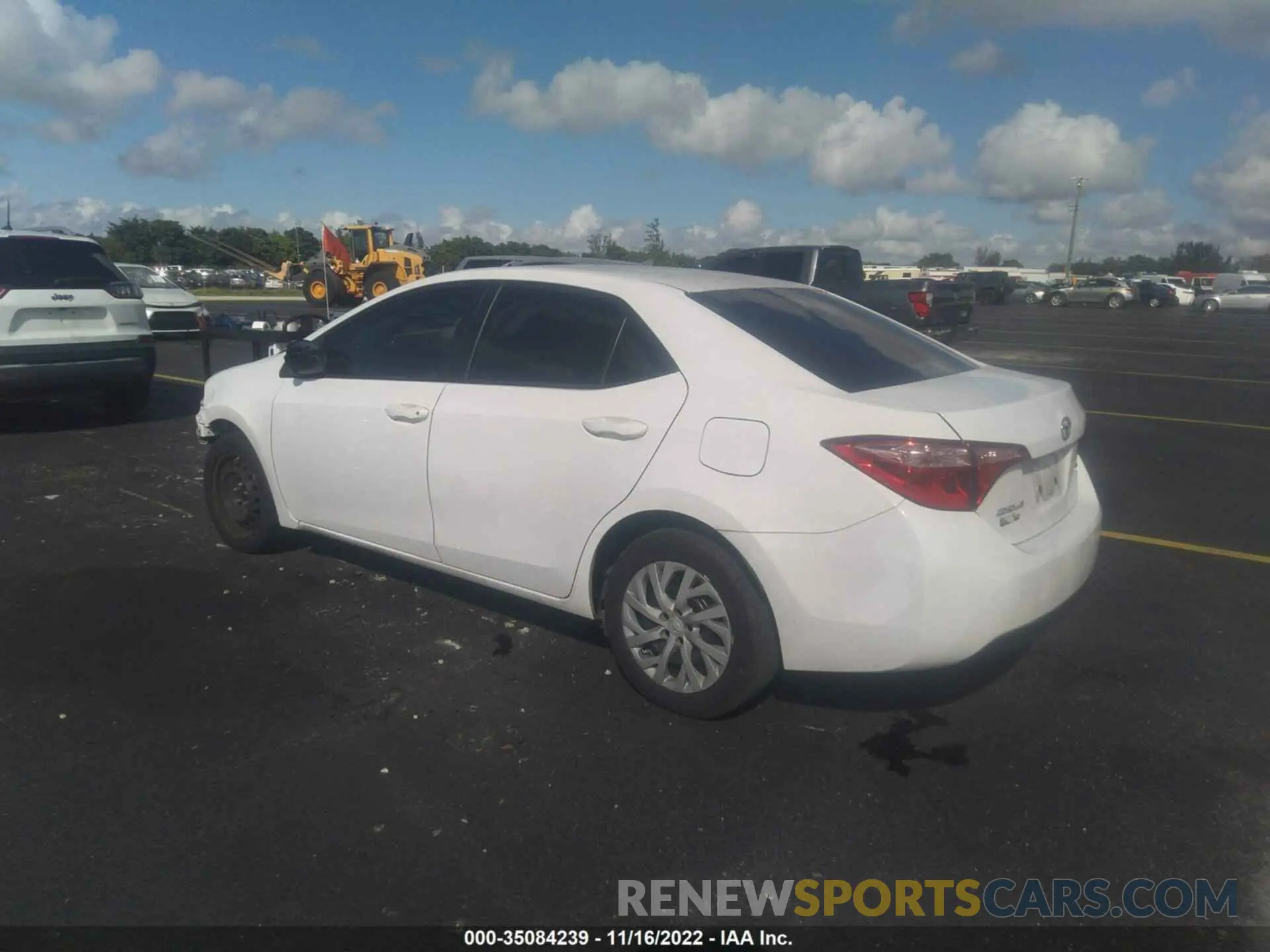 3 Фотография поврежденного автомобиля 5YFBURHE7KP860990 TOYOTA COROLLA 2019