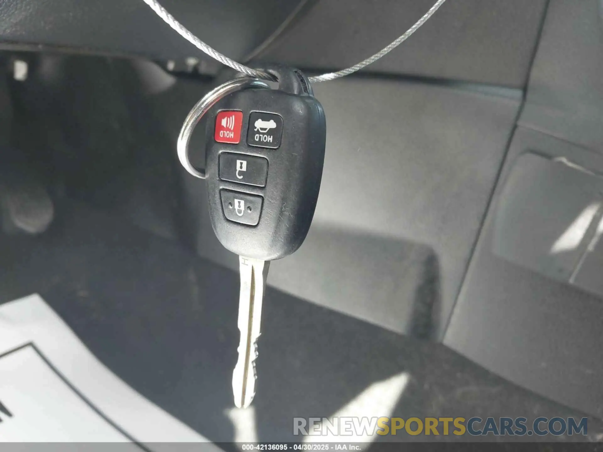 11 Photograph of a damaged car 5YFBURHE7KP862710 TOYOTA COROLLA 2019
