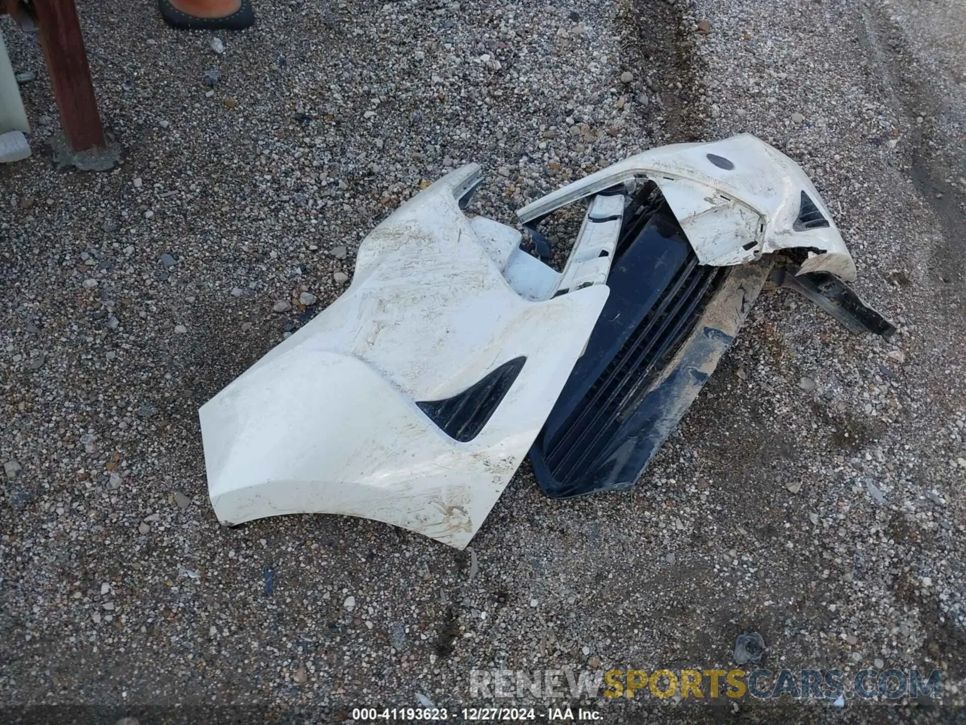 12 Photograph of a damaged car 5YFBURHE7KP864585 TOYOTA COROLLA 2019
