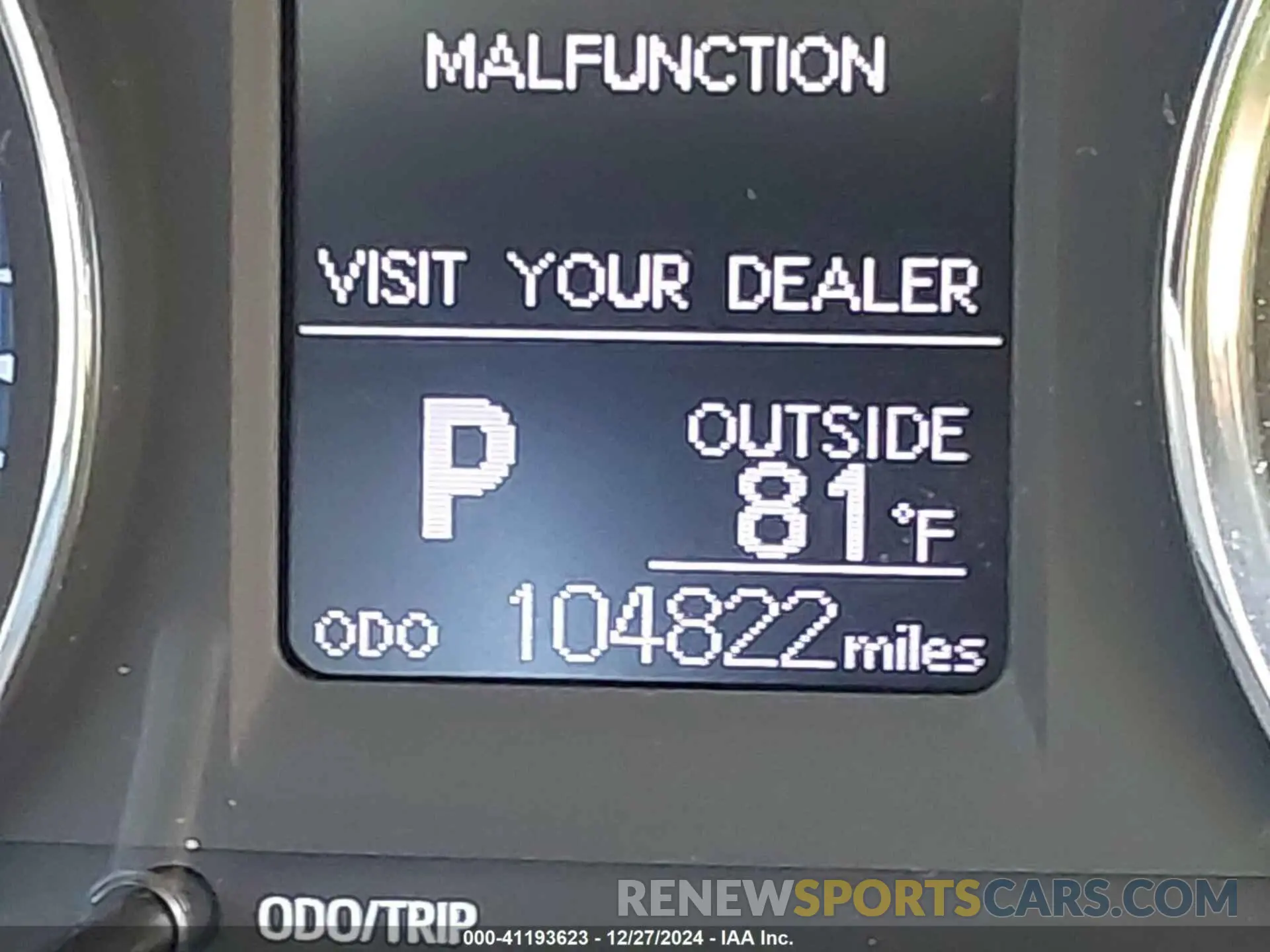 16 Photograph of a damaged car 5YFBURHE7KP864585 TOYOTA COROLLA 2019